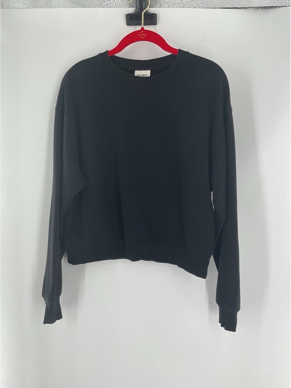 Pull & Bear Updated Garments Women’s Size Small Black Cropped Sweatshirt 129